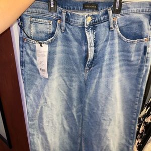 Silver flare cropped jean.